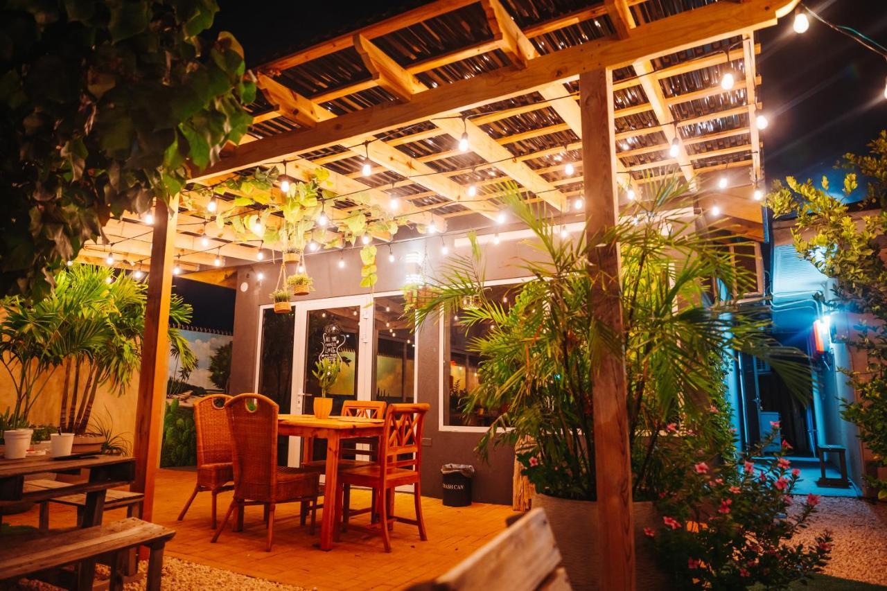 אורנג'סטאד Hotel Rh Boutique Aruba מראה חיצוני תמונה