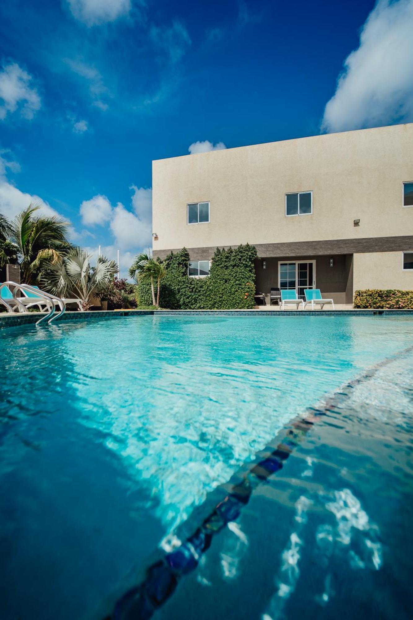 אורנג'סטאד Hotel Rh Boutique Aruba מראה חיצוני תמונה